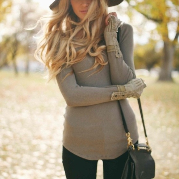 ❌SOLD ❌ Free People Mushroom Kyoto Cuff Thermal - Picture 2 of 7